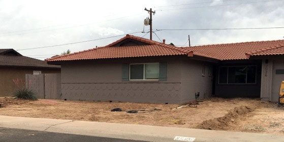 Before picture of home that needs facade and patio makeover in Mesa, AZ