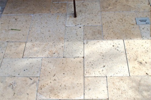 Mexican Noche style travertine stone paver