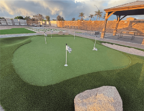 Golf court with artificial turf